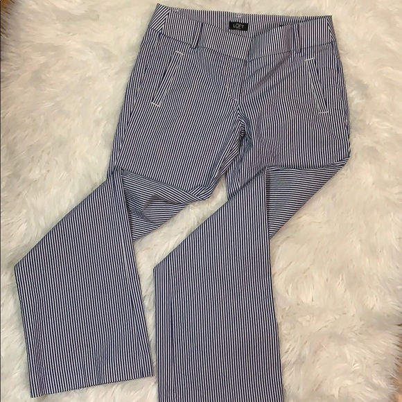 LOFT Pants - 3/$20bundle 🌺 Loft petite seersucker pants.  2p